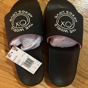 ADILETTE X ANDRÉ SARAIVA SLIDES men’s size 4.